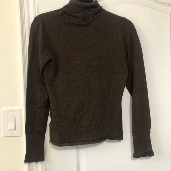 Danier knitted long-sleeve top - Picture 2 of 5